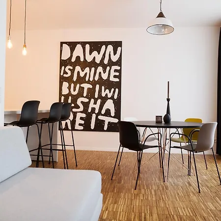 B-boardinghouse 4* Ντίσελντορφ