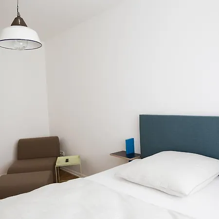 Ξενοδοχείο με διαμερίσματα B-boardinghouse 4*