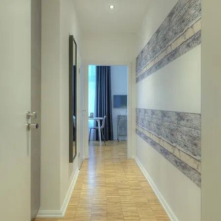 Ξενοδοχείο με διαμερίσματα B-boardinghouse 4*